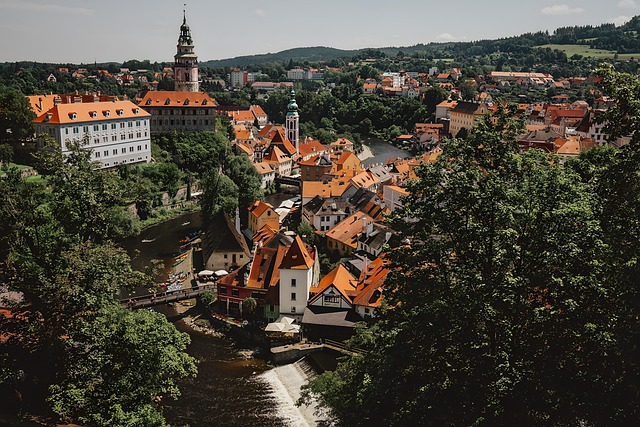 Český Travel Full of river turns, castle views, and romantic old-town detail