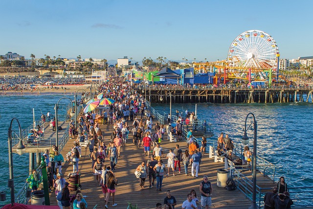 Villas in Los Angeles Near Beach With Easy Access